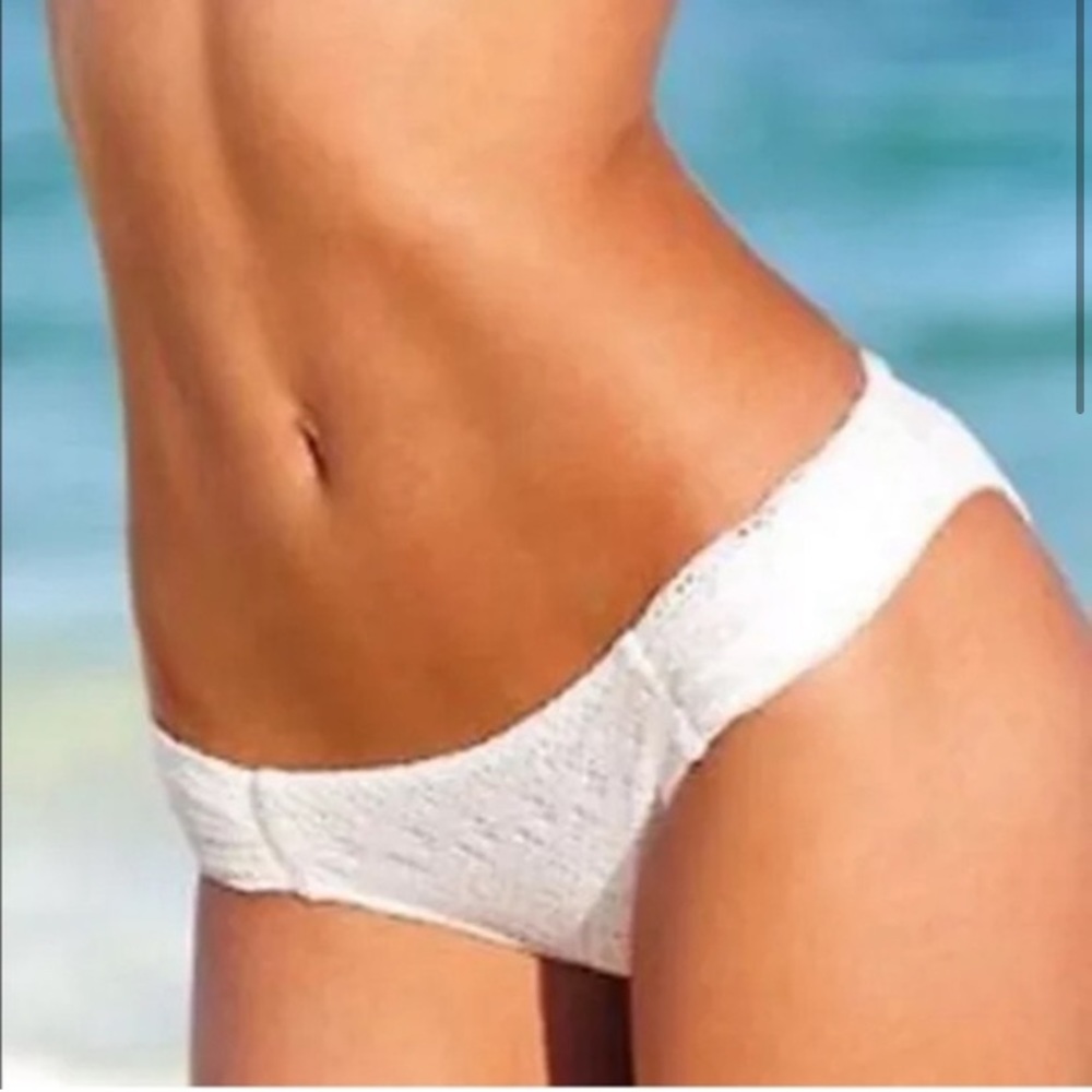 Victoria's Secret NEW! The Knockout Bikini Bottoms